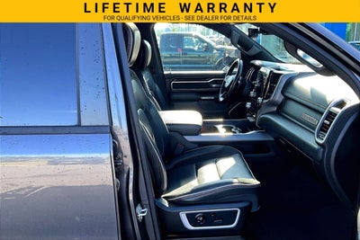 2021 RAM 1500 Laramie Crew Cab 4x4 5'7" Box