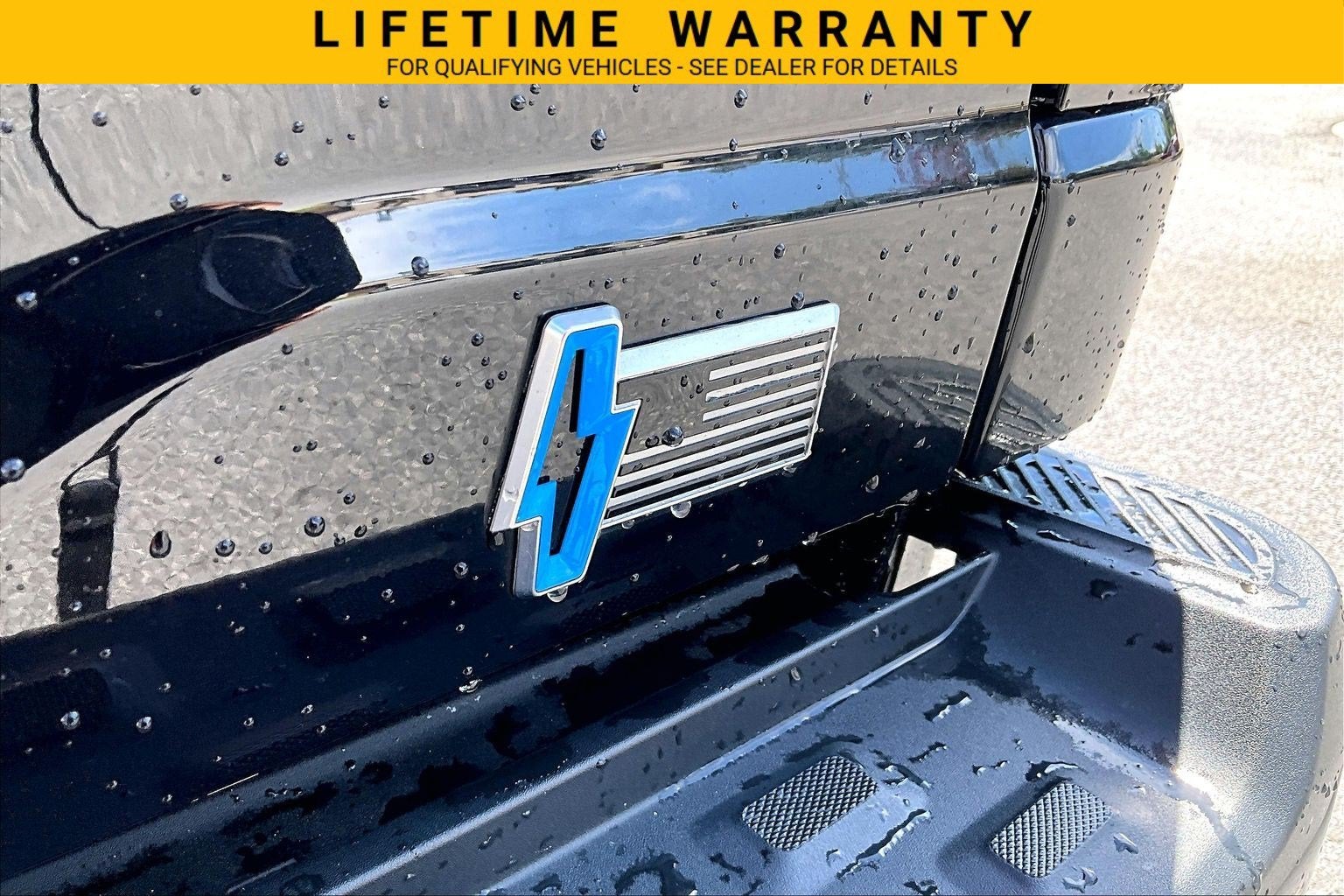 2025 Ford F-150 Lightning Flash