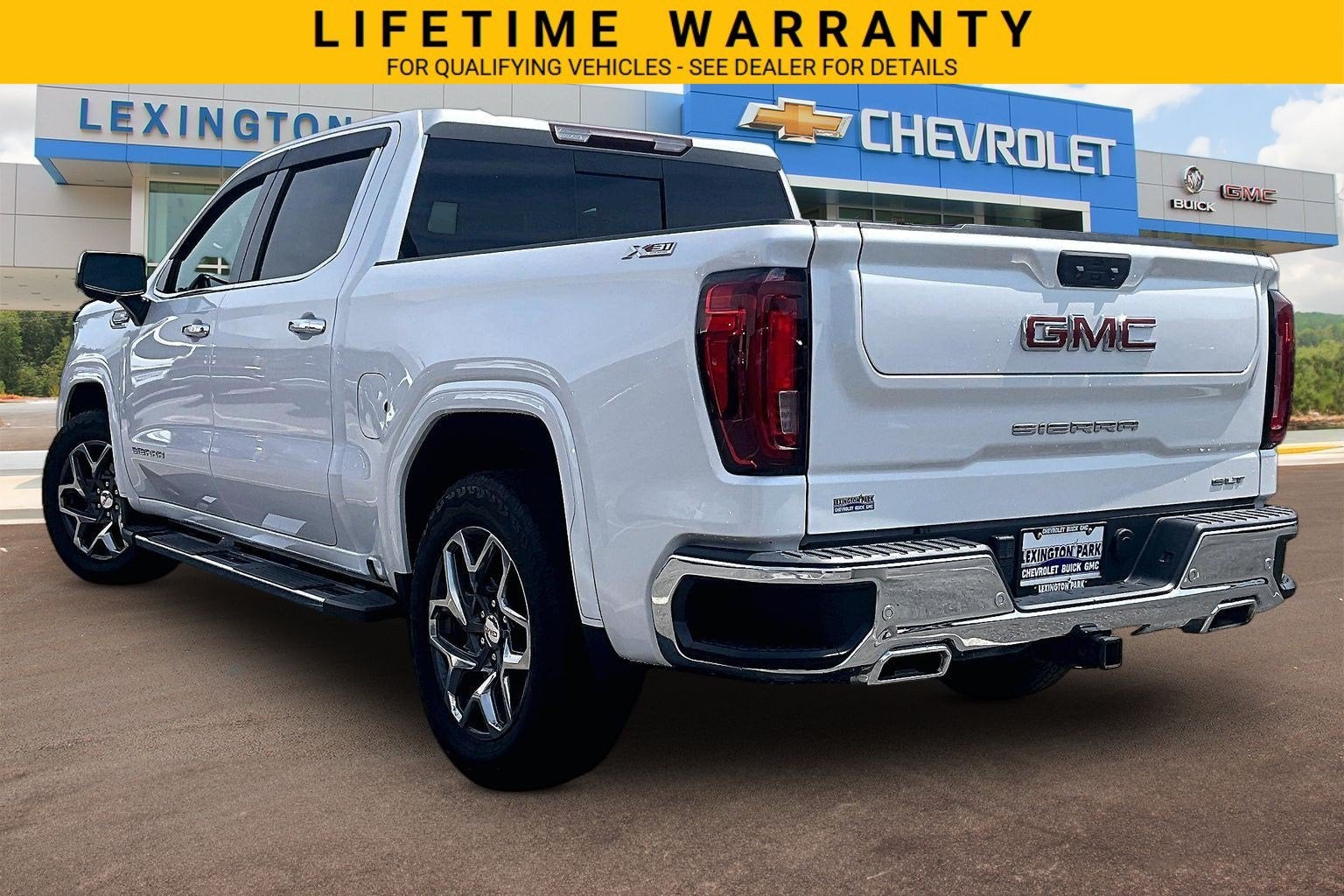 2022 GMC Sierra 1500 SLT