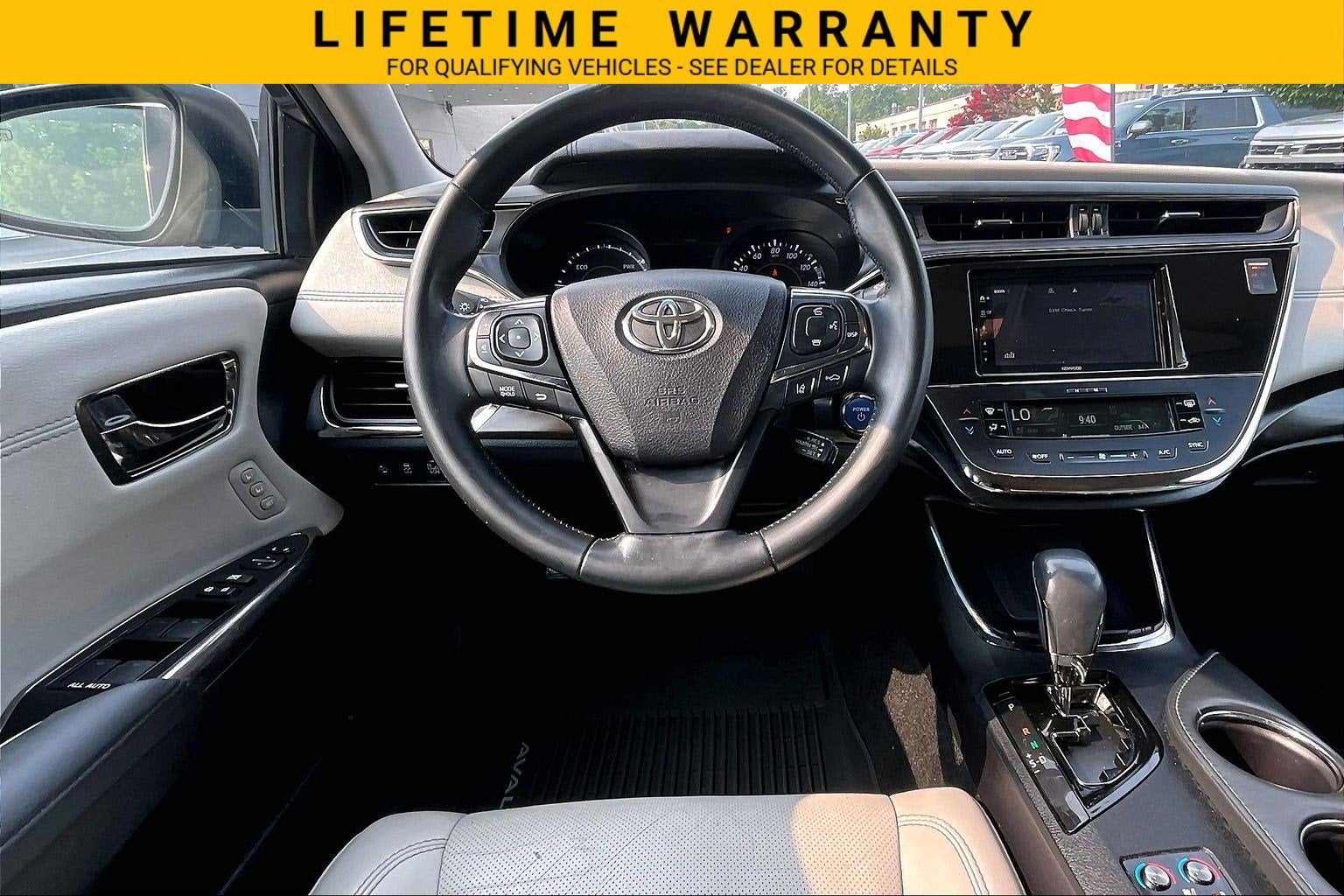 2017 Toyota Avalon Hybrid XLE Plus