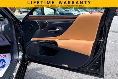 2024 Lexus ES ES 300h Ultra Luxury