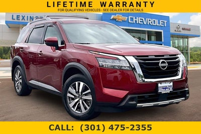2024 Nissan Pathfinder SL