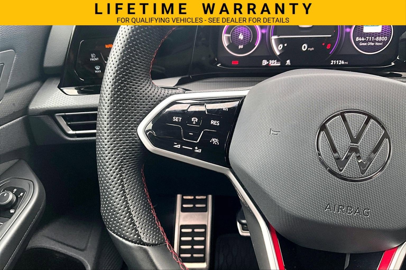 2024 Volkswagen Golf GTI 380 SE