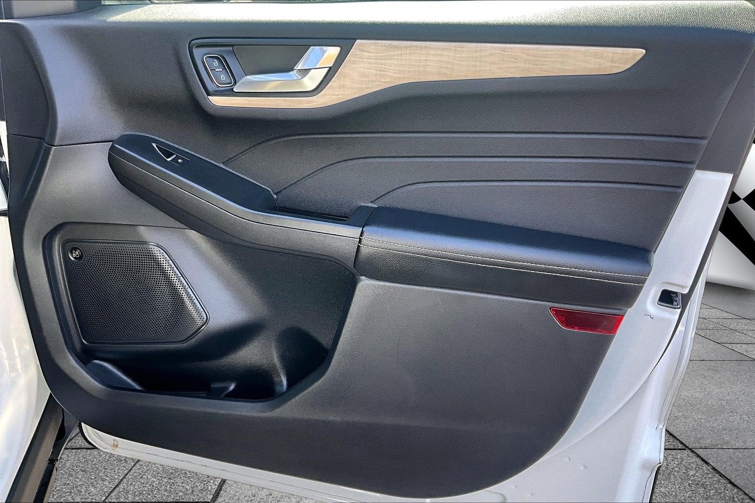 2022 Ford Escape Titanium ELITE