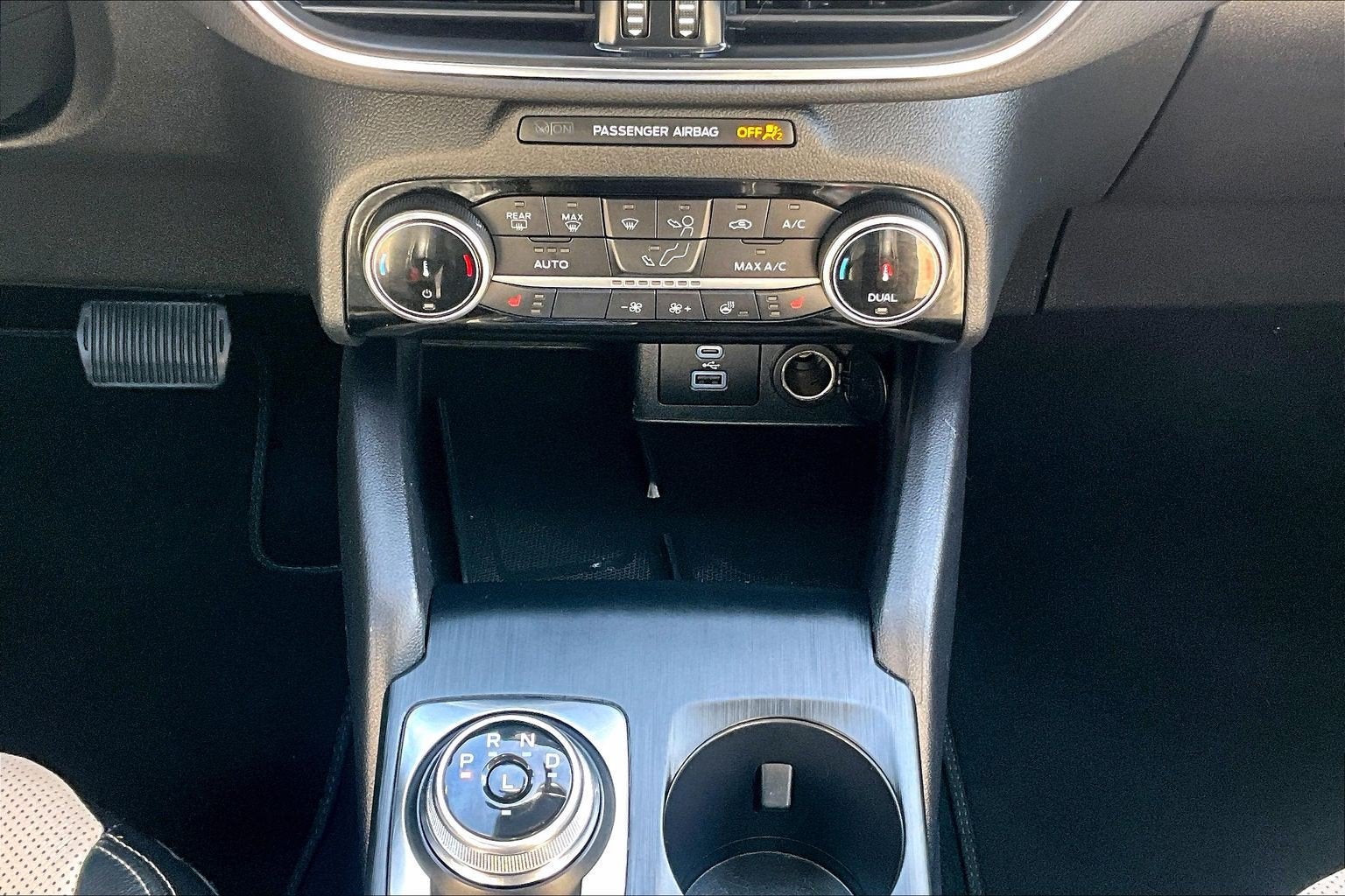 2022 Ford Escape Titanium ELITE