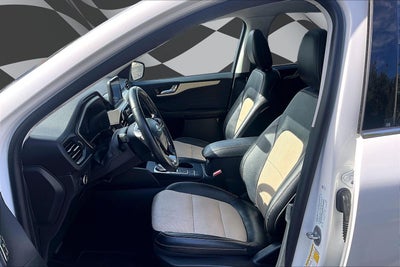 2022 Ford Escape Titanium ELITE