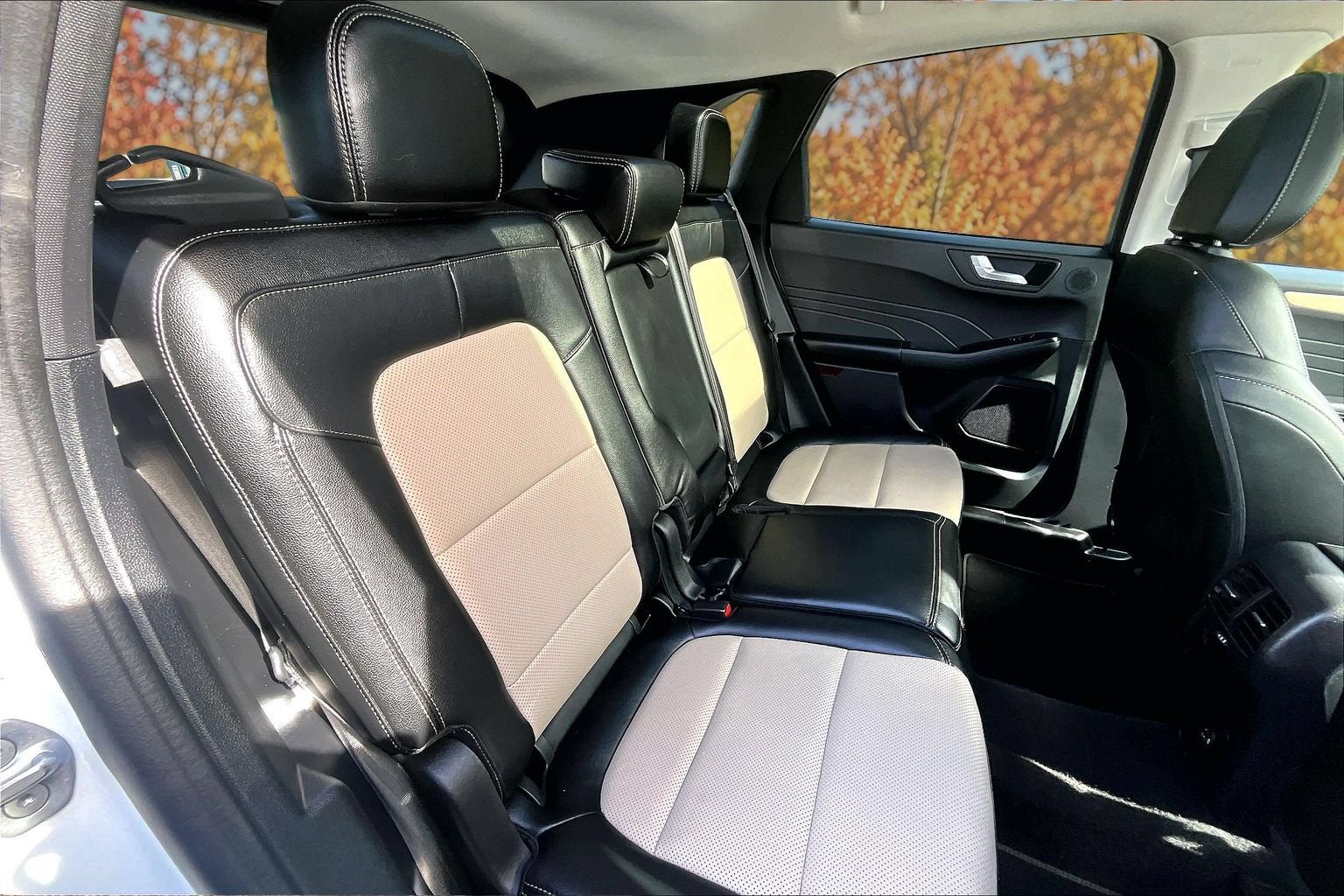 2022 Ford Escape Titanium ELITE
