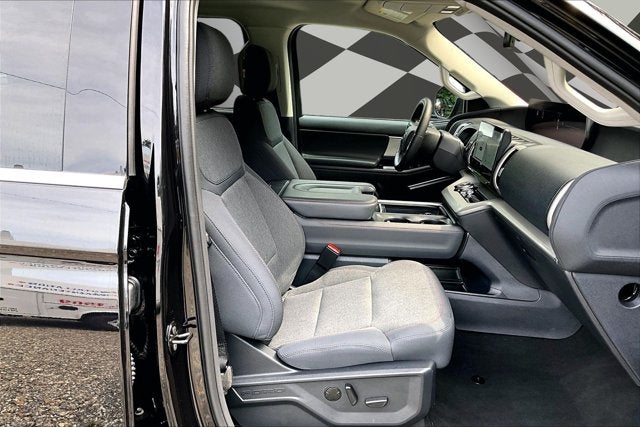 2025 Ford Expedition Active LUXURY SUV