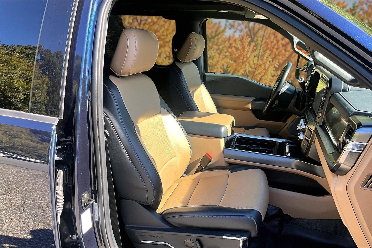 2023 Ford Super Duty F-250 SRW LARIAT