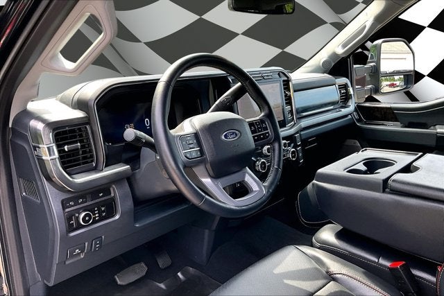2024 Ford Super Duty F-350 SRW LARIAT FX4
