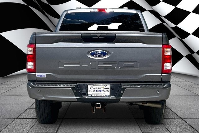 2022 Ford F-150 STX 4WD CREW CAB