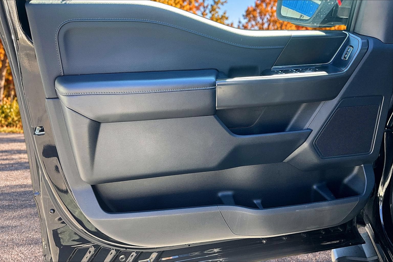 2024 Ford F-150 XLT BLACK PACKAGE