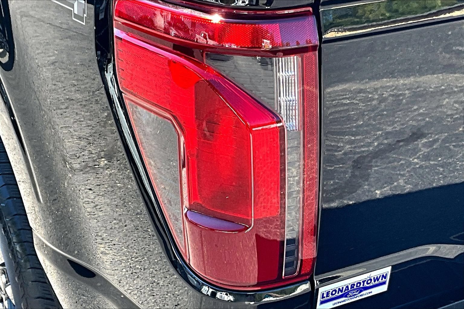 2024 Ford F-150 XLT BLACK PACKAGE