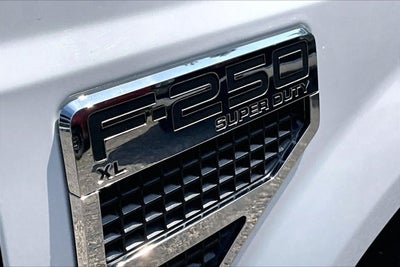 2010 Ford Super Duty F-250 SRW XL