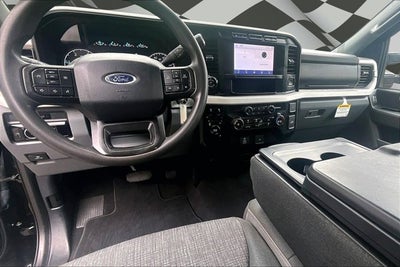 2023 Ford Super Duty F-450 DRW XLT
