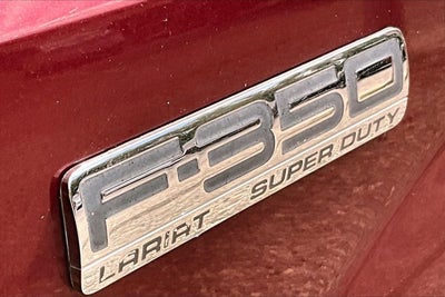 2005 Ford Super Duty F-350 DRW Lariat