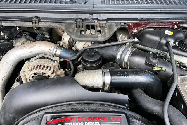 2005 Ford Super Duty F-350 DRW Lariat