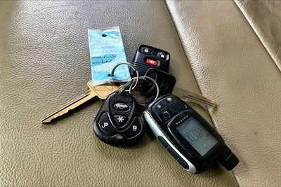 2005 Ford Super Duty F-350 DRW Lariat
