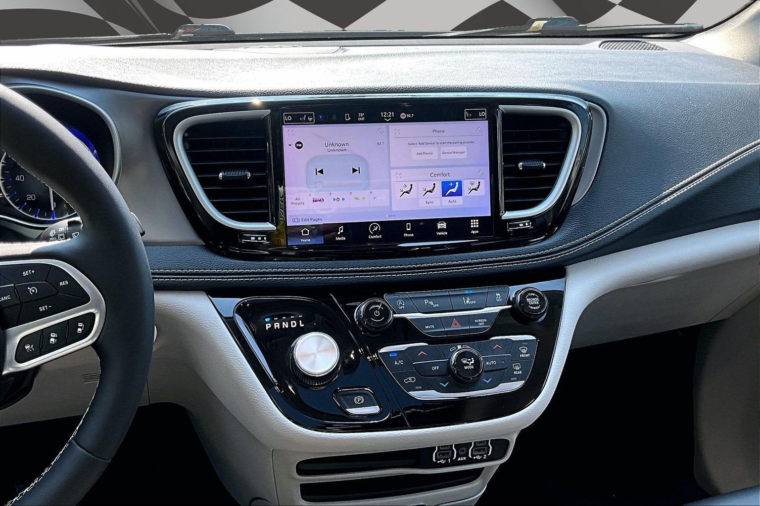 2023 Chrysler Pacifica Touring L AWD PANO ROOF