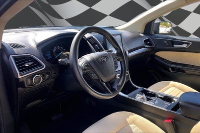 2023 Ford Edge SE