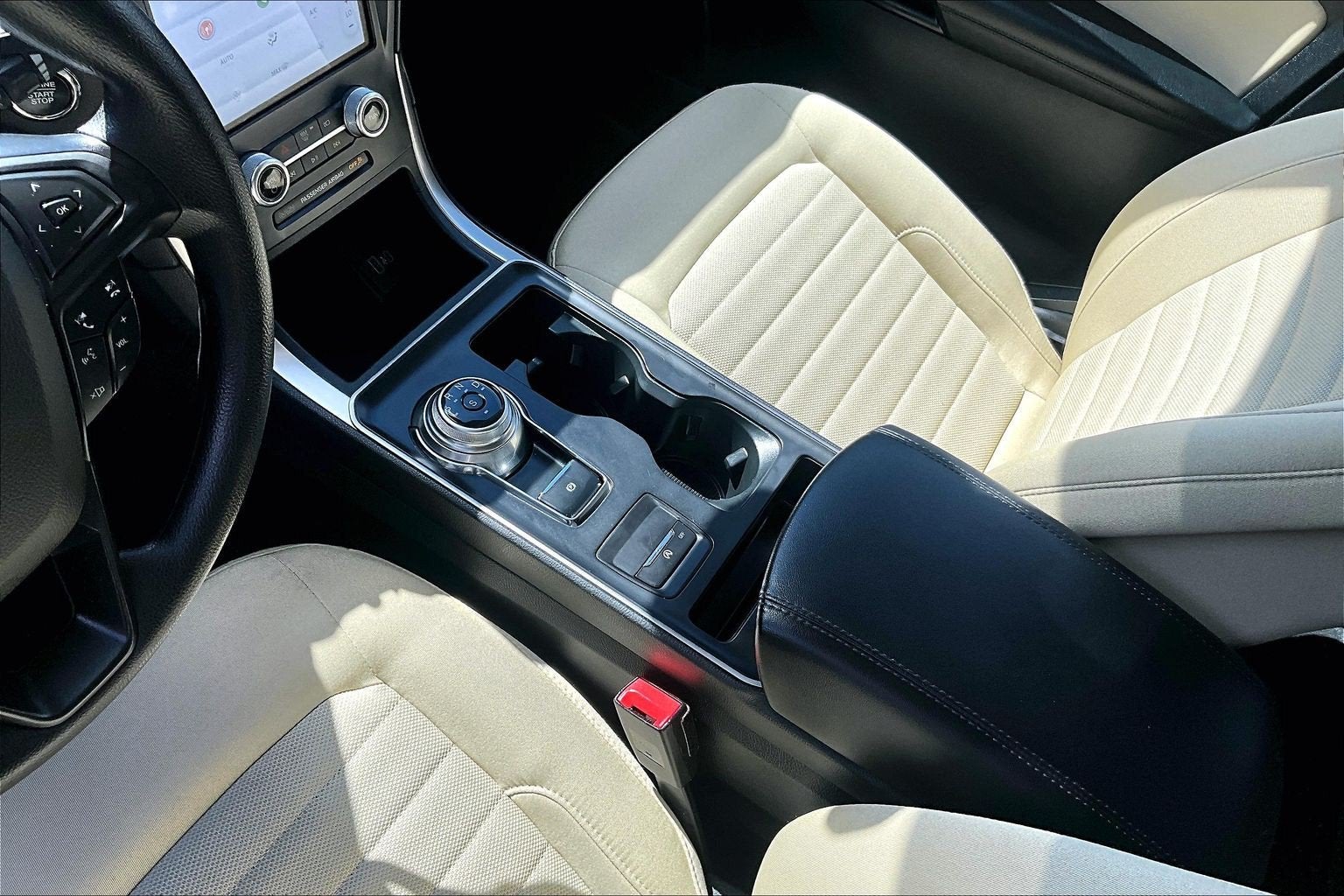 2023 Ford Edge SE