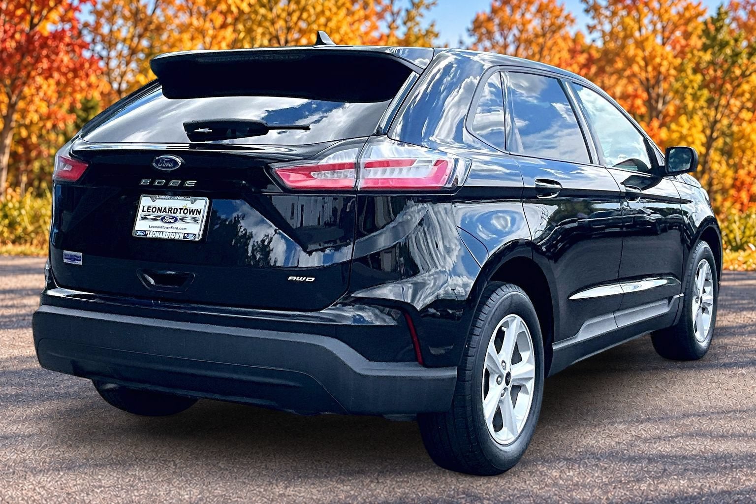 2023 Ford Edge SE
