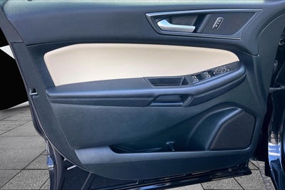 2023 Ford Edge SE