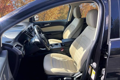 2023 Ford Edge SE