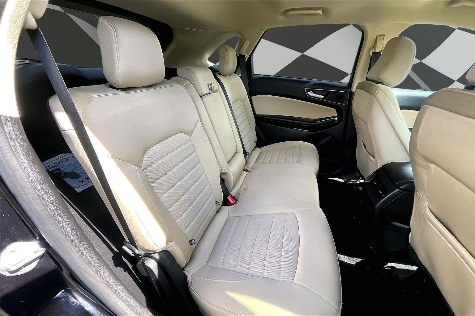 2023 Ford Edge SE