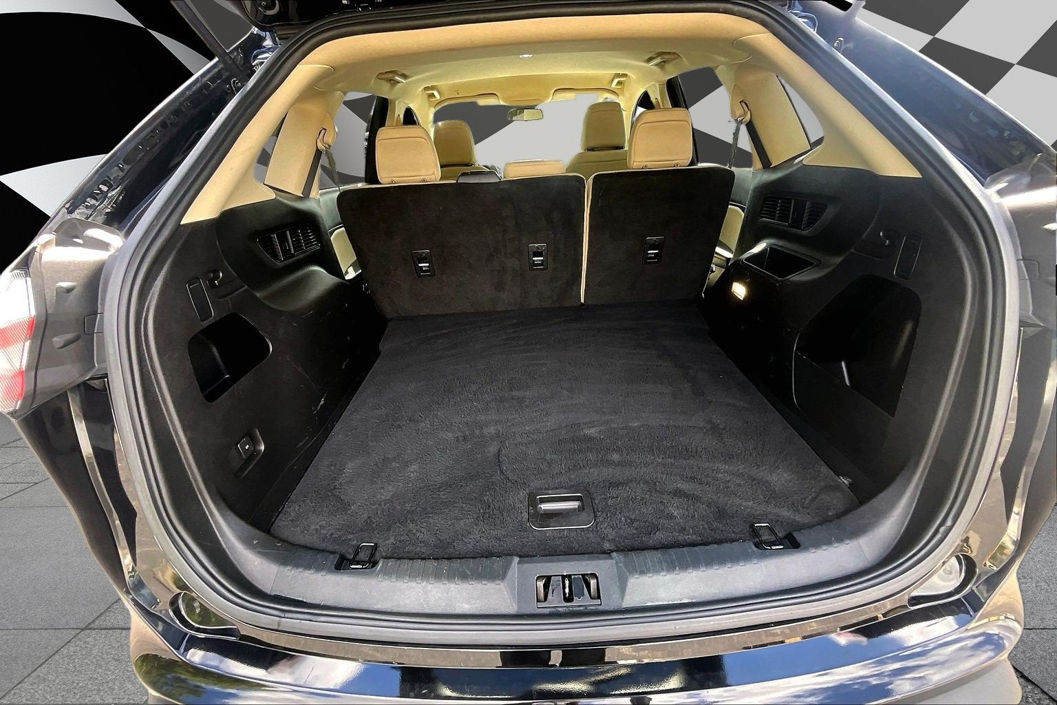 2023 Ford Edge SE