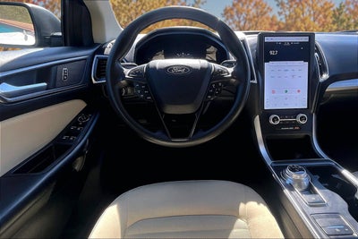 2023 Ford Edge SE