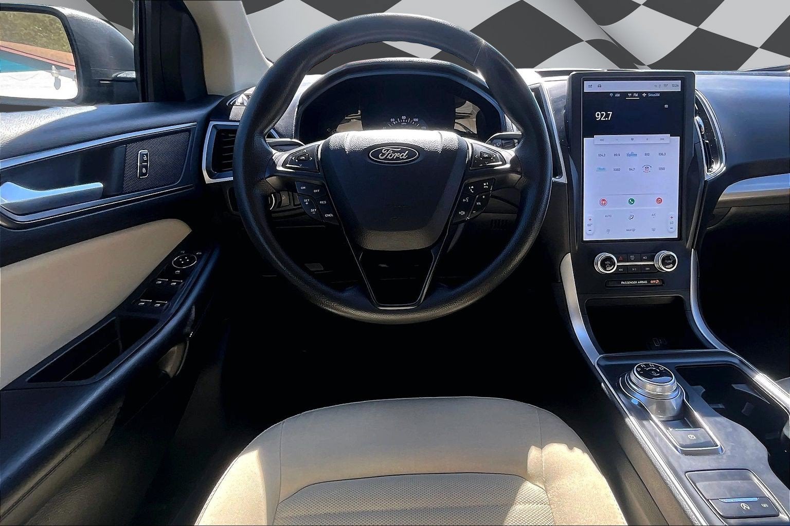 2023 Ford Edge SE