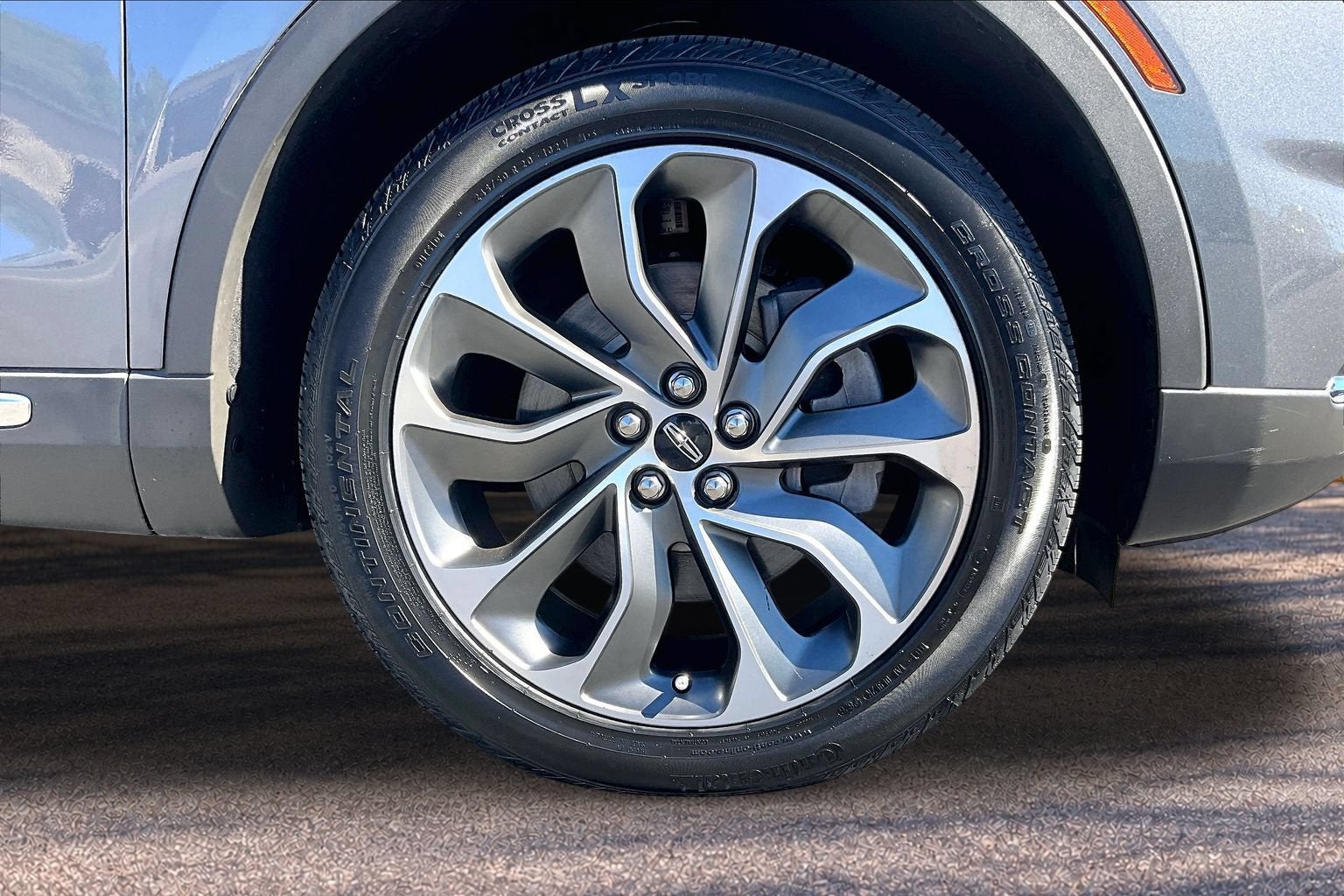 2021 Lincoln Nautilus Reserve