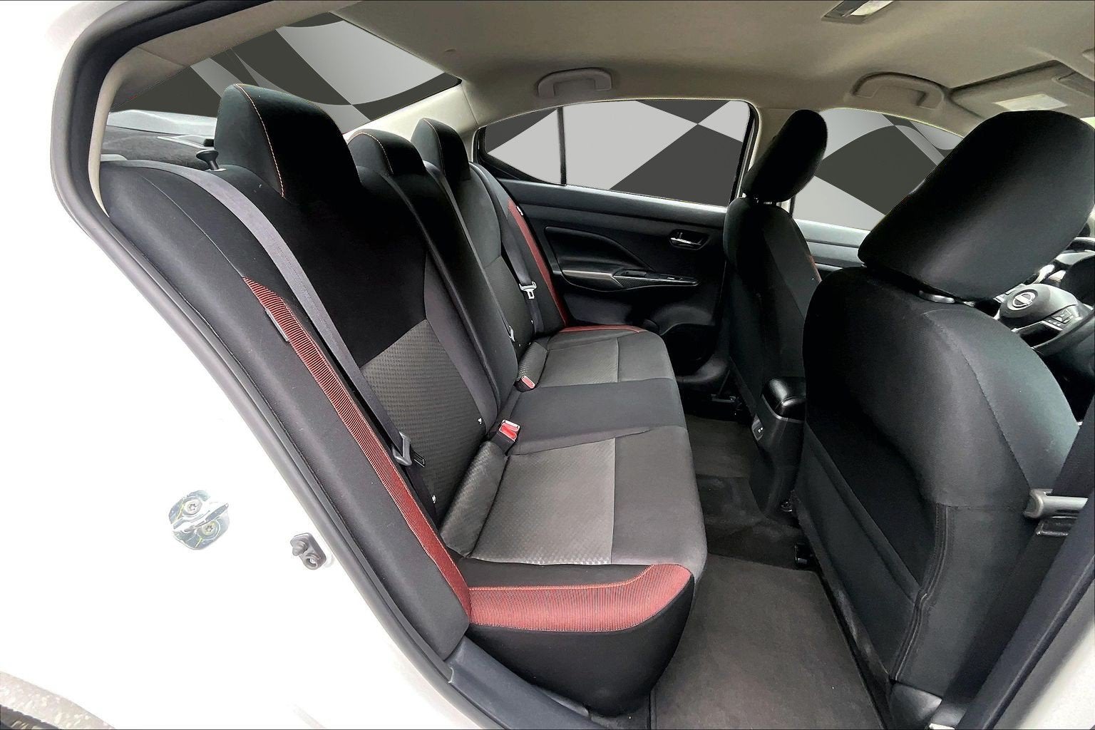 2025 Nissan Versa SR