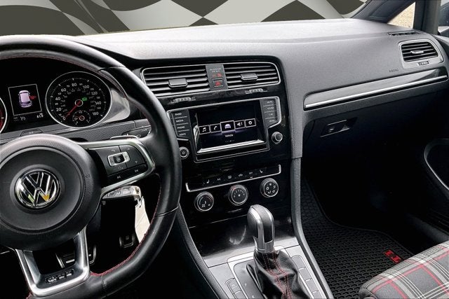 2015 Volkswagen Golf GTI Base