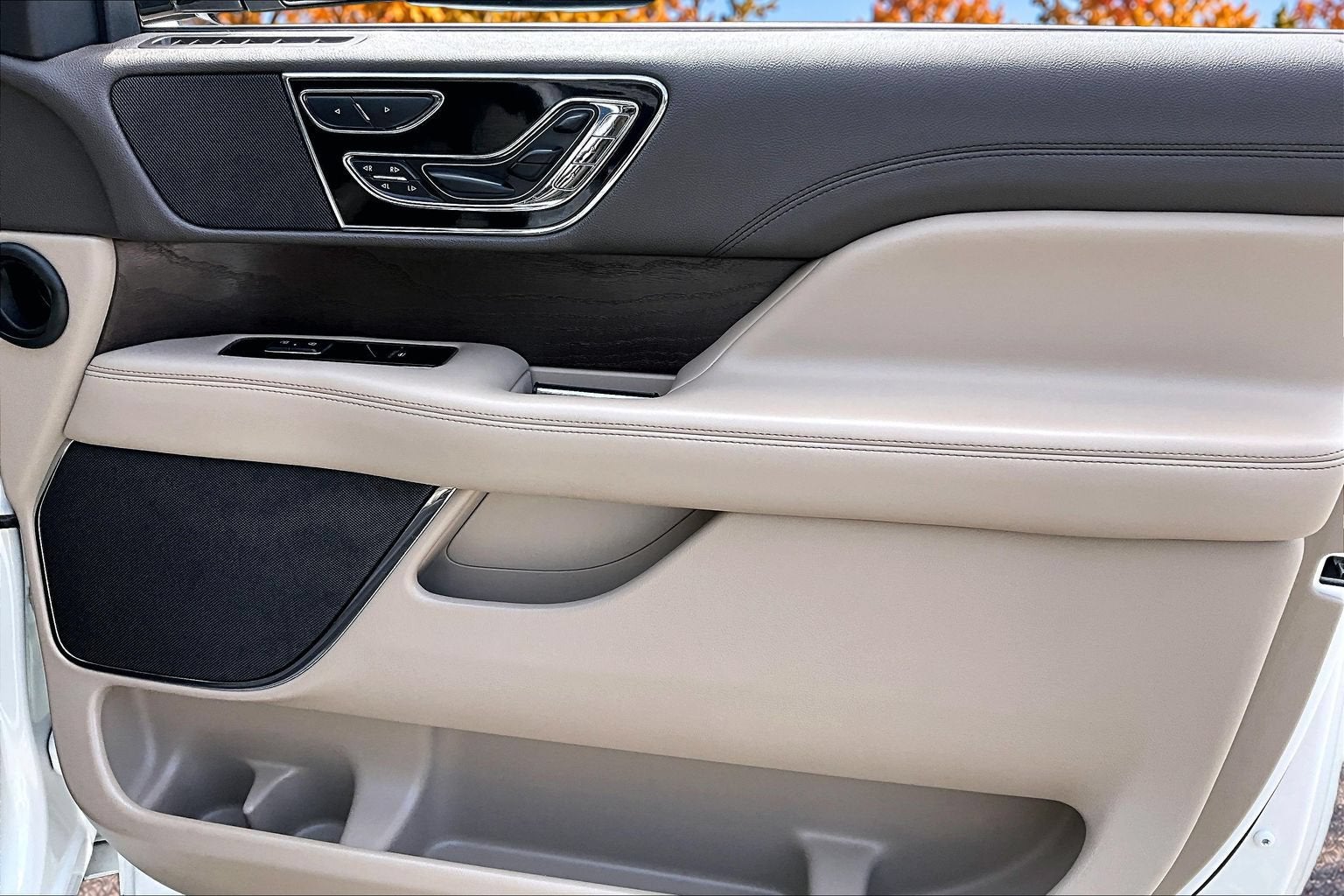 2023 Lincoln Navigator L Reserve