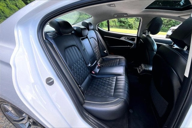 2021 Genesis G70 2.0T