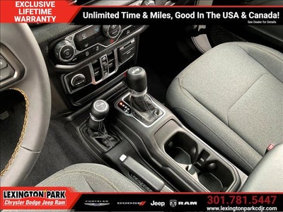 2025 Jeep Wrangler 4-Door Summit 4x4