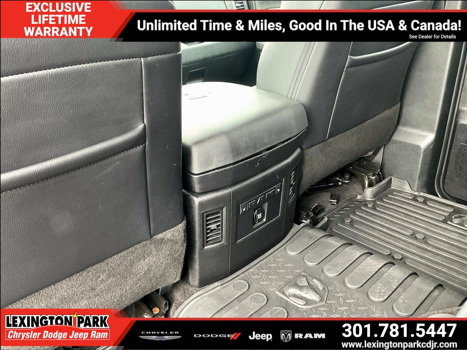 2018 RAM 1500 Laramie Crew Cab 4x4 5'7' Box