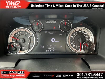 2018 RAM 1500 Laramie Crew Cab 4x4 5'7' Box