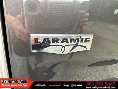 2018 RAM 1500 Laramie Crew Cab 4x4 5'7' Box