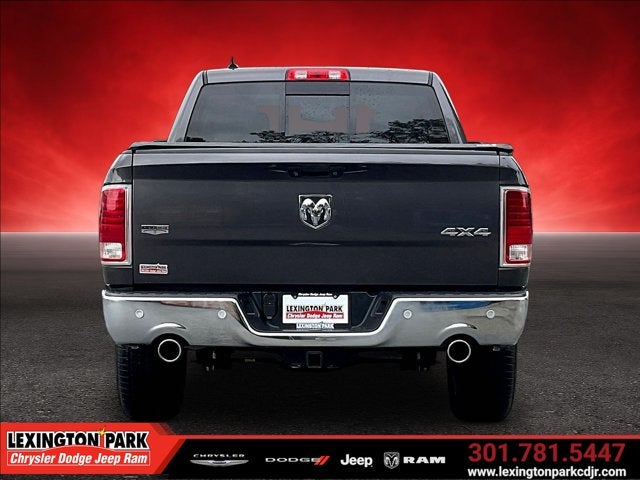 2018 RAM 1500 Laramie Crew Cab 4x4 5'7' Box