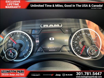 2022 RAM 1500 Big Horn Crew Cab 4x4 5'7' Box