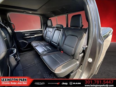 2024 RAM 1500 Laramie Crew Cab 4x4 5'7' Box