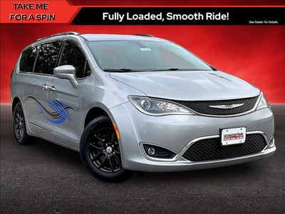 2020 Chrysler Pacifica Touring L
