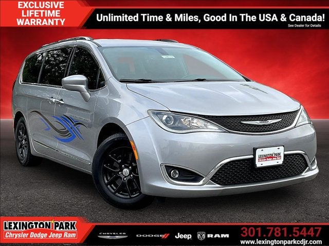 2020 Chrysler Pacifica Touring L