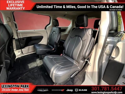 2020 Chrysler Pacifica Touring L