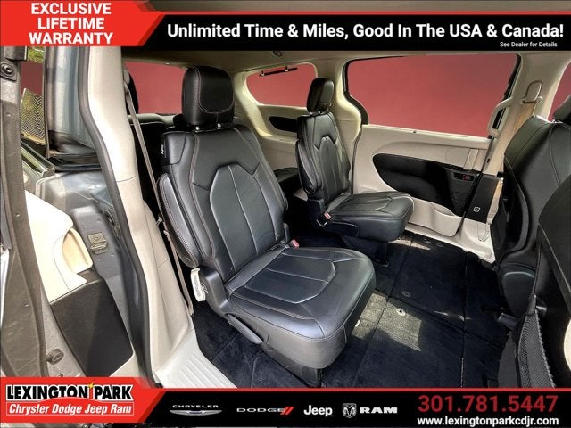 2020 Chrysler Pacifica Touring L