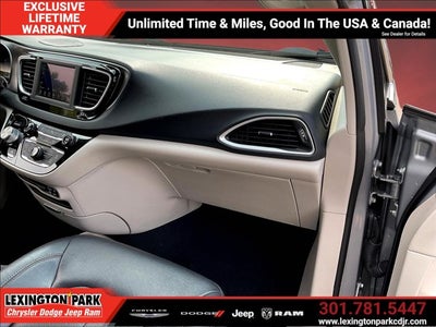 2020 Chrysler Pacifica Touring L