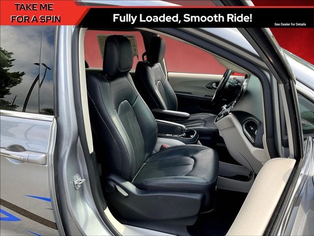 2020 Chrysler Pacifica Touring L